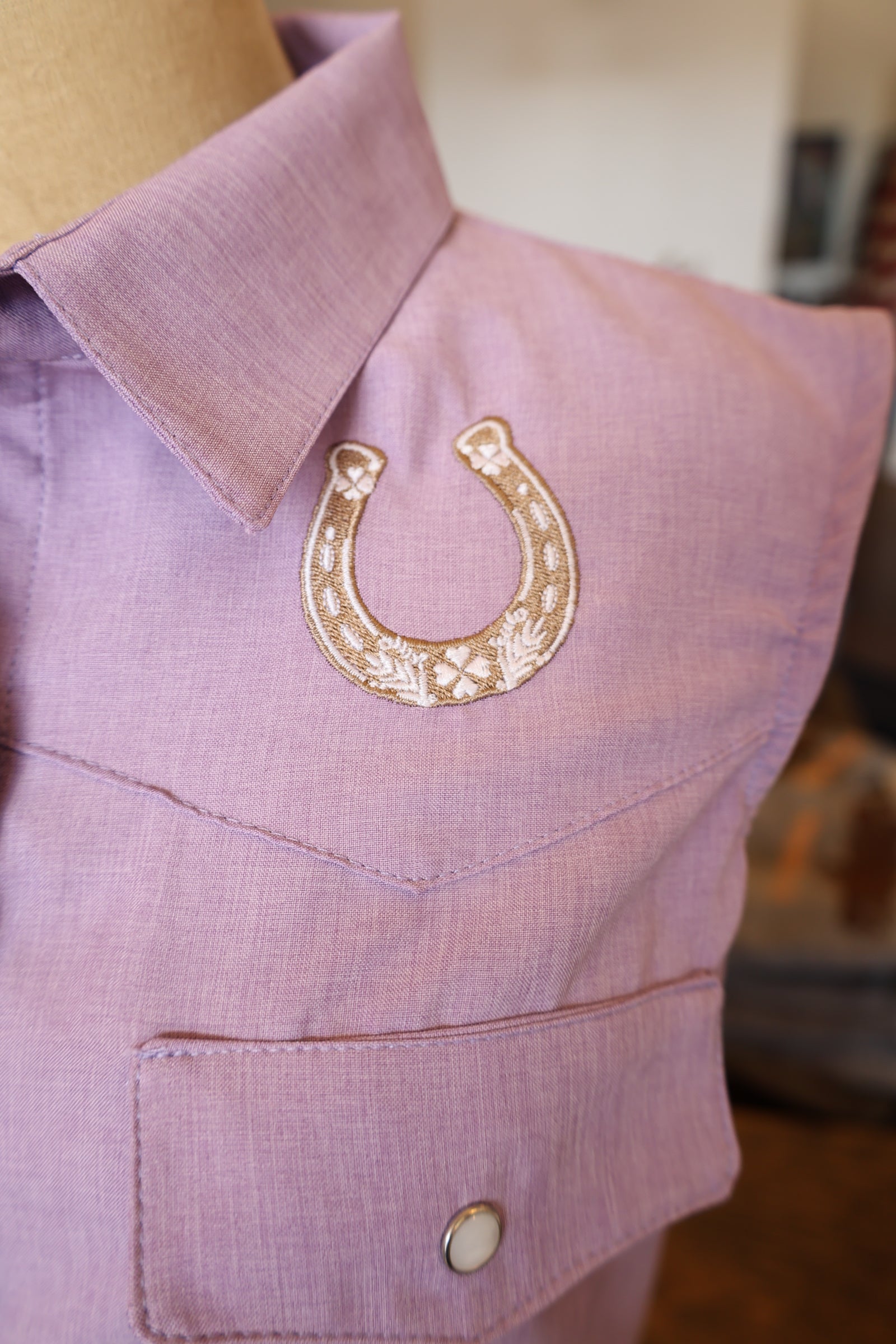 Cap Sleeve Pearl Snap with Embroidery