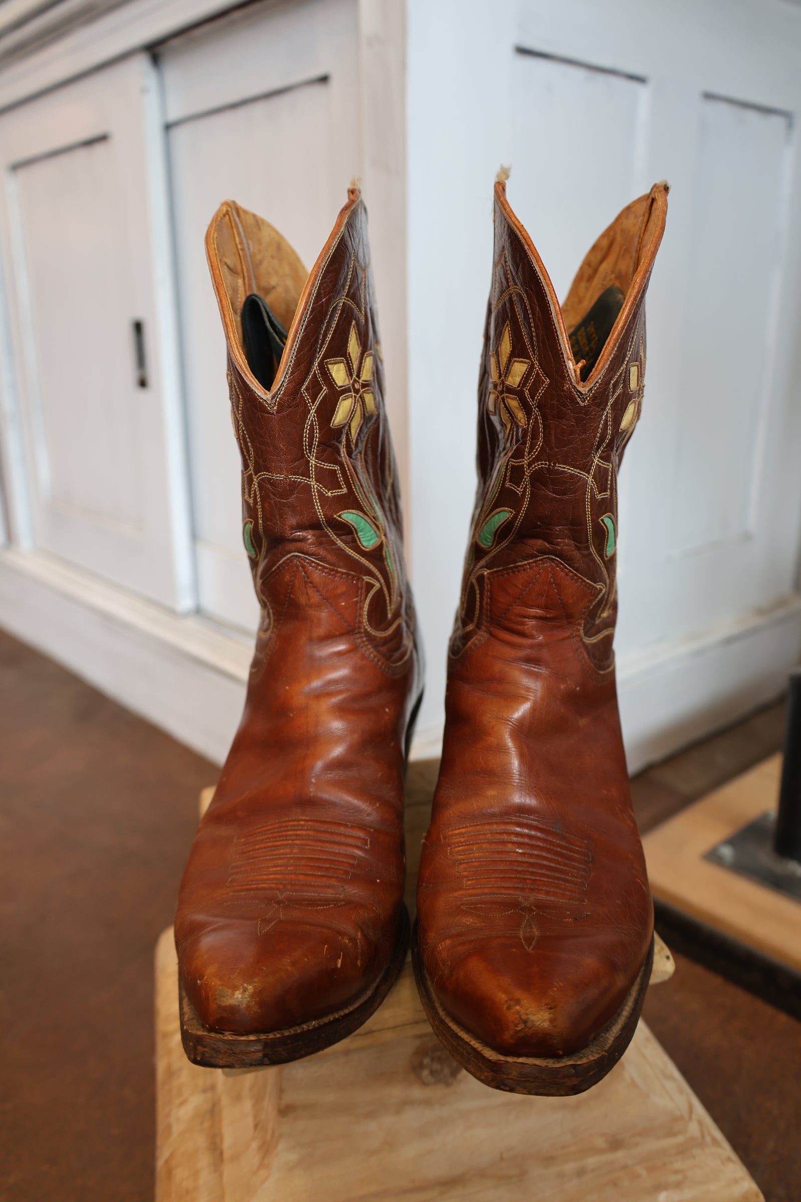 Yellow Flower Justin Boots