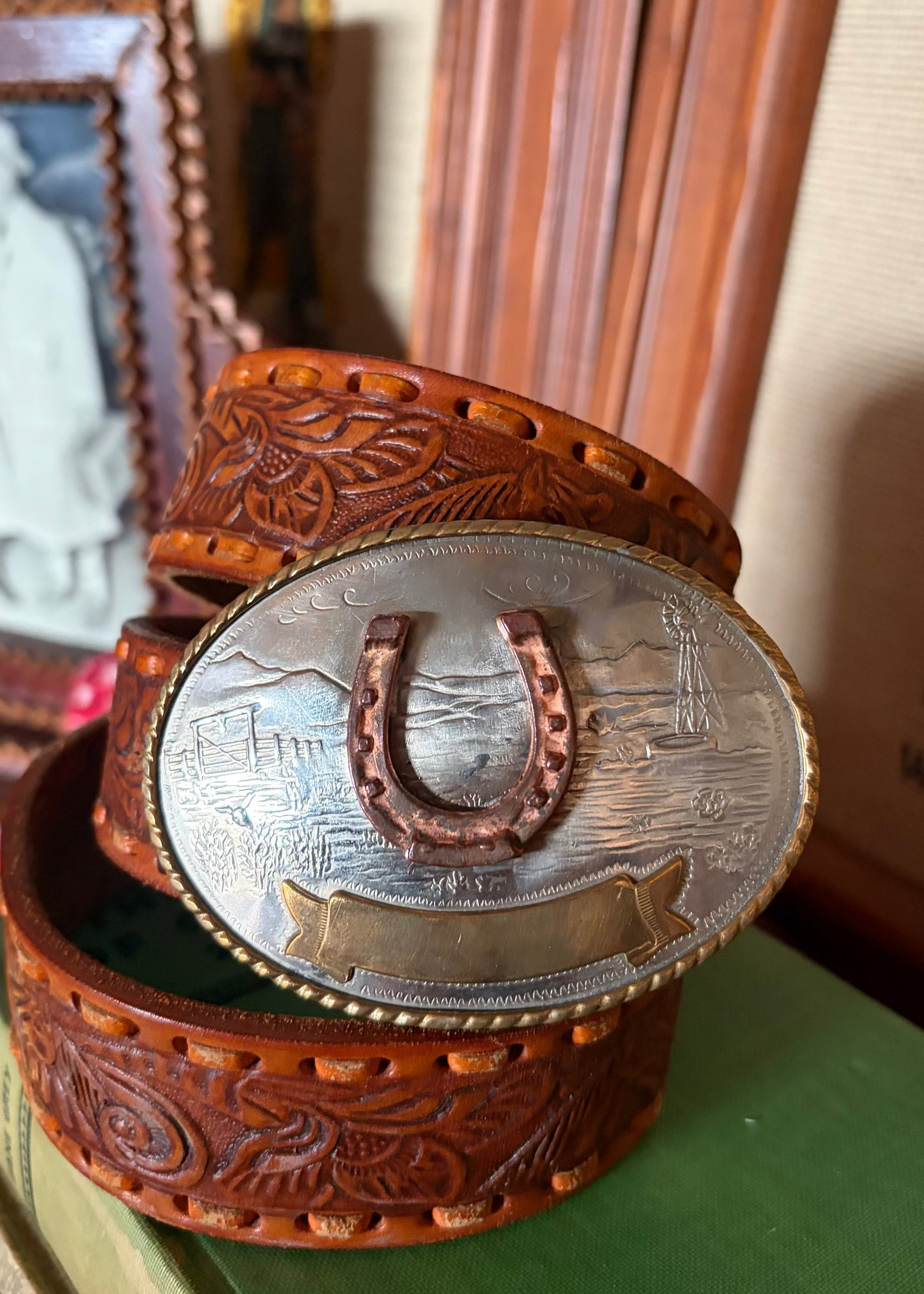 Horseshoe Belt Buckle
