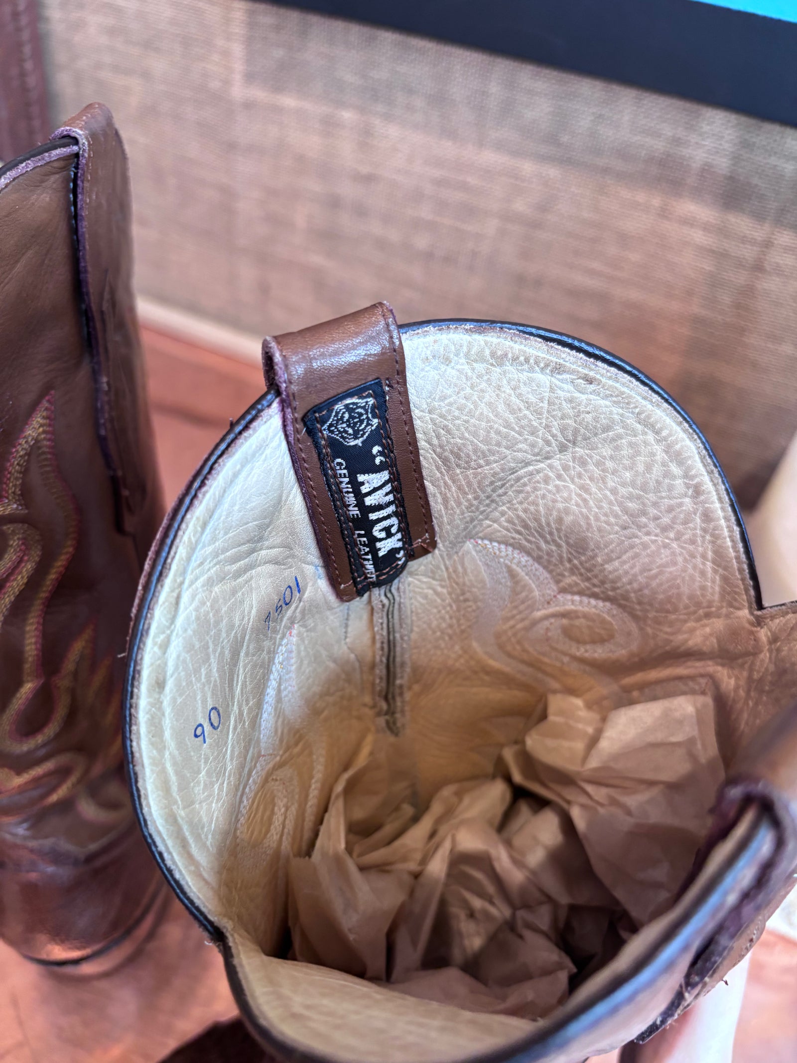 Avick Cowboy Boots