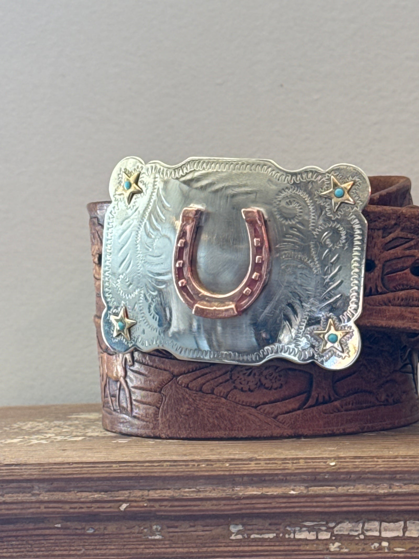 Horseshoe Buckle