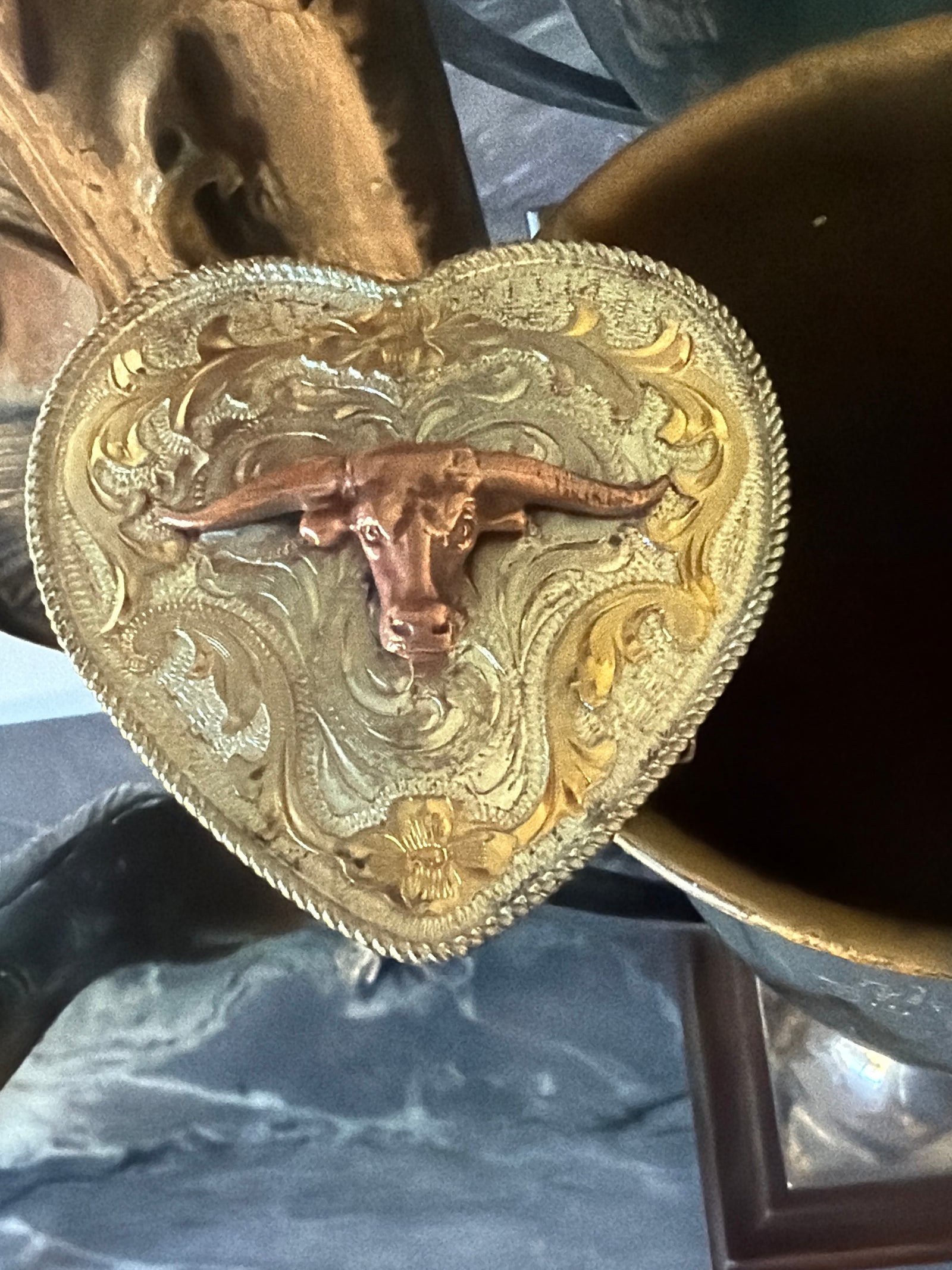 Heart shaped Longhorn buckle German silver buckle with copper Longhorn icon 