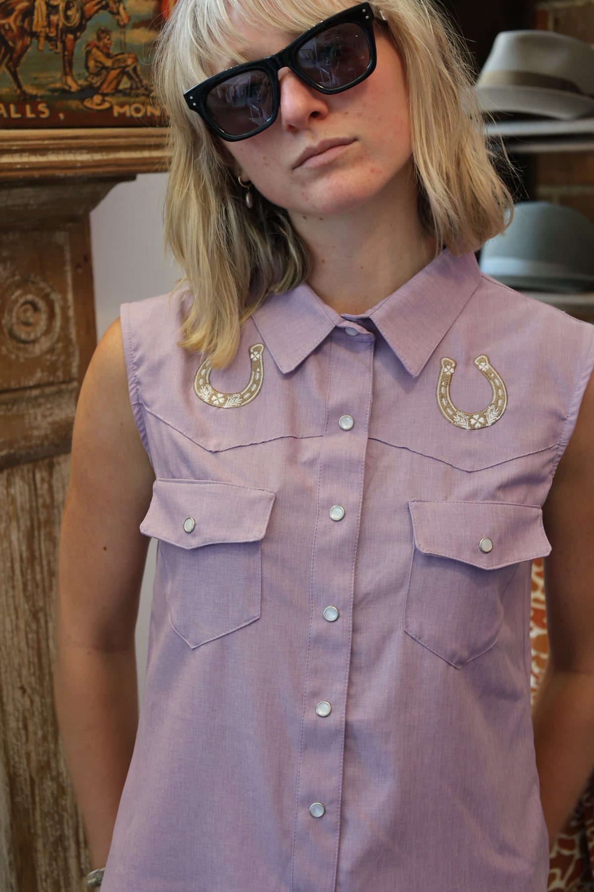 Cap Sleeve Pearl Snap with Embroidery