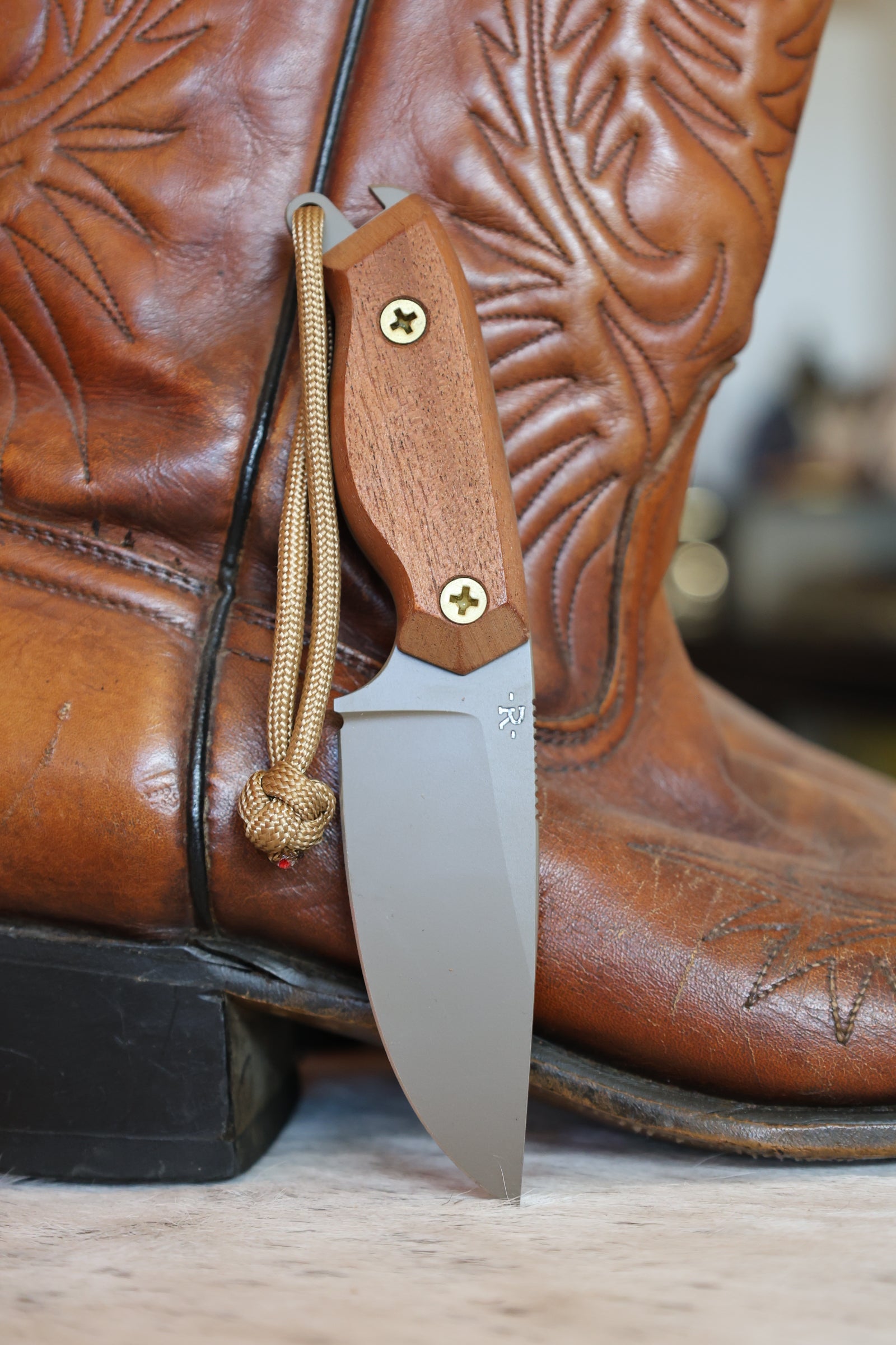 Coyote Cowboy Blade