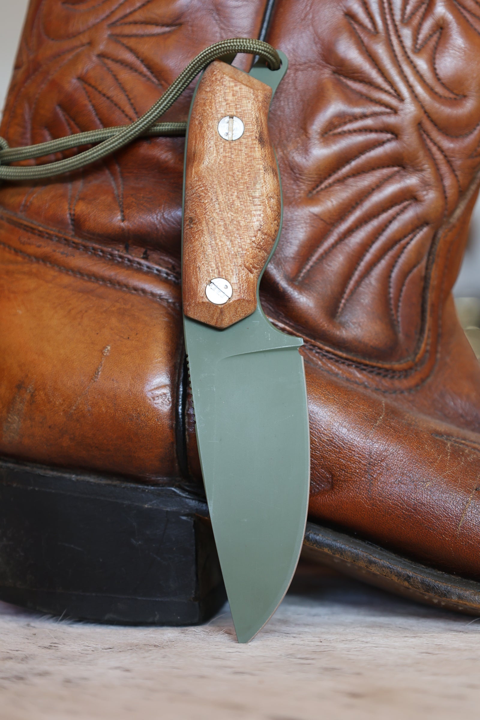 Black FDE Coyote Blade