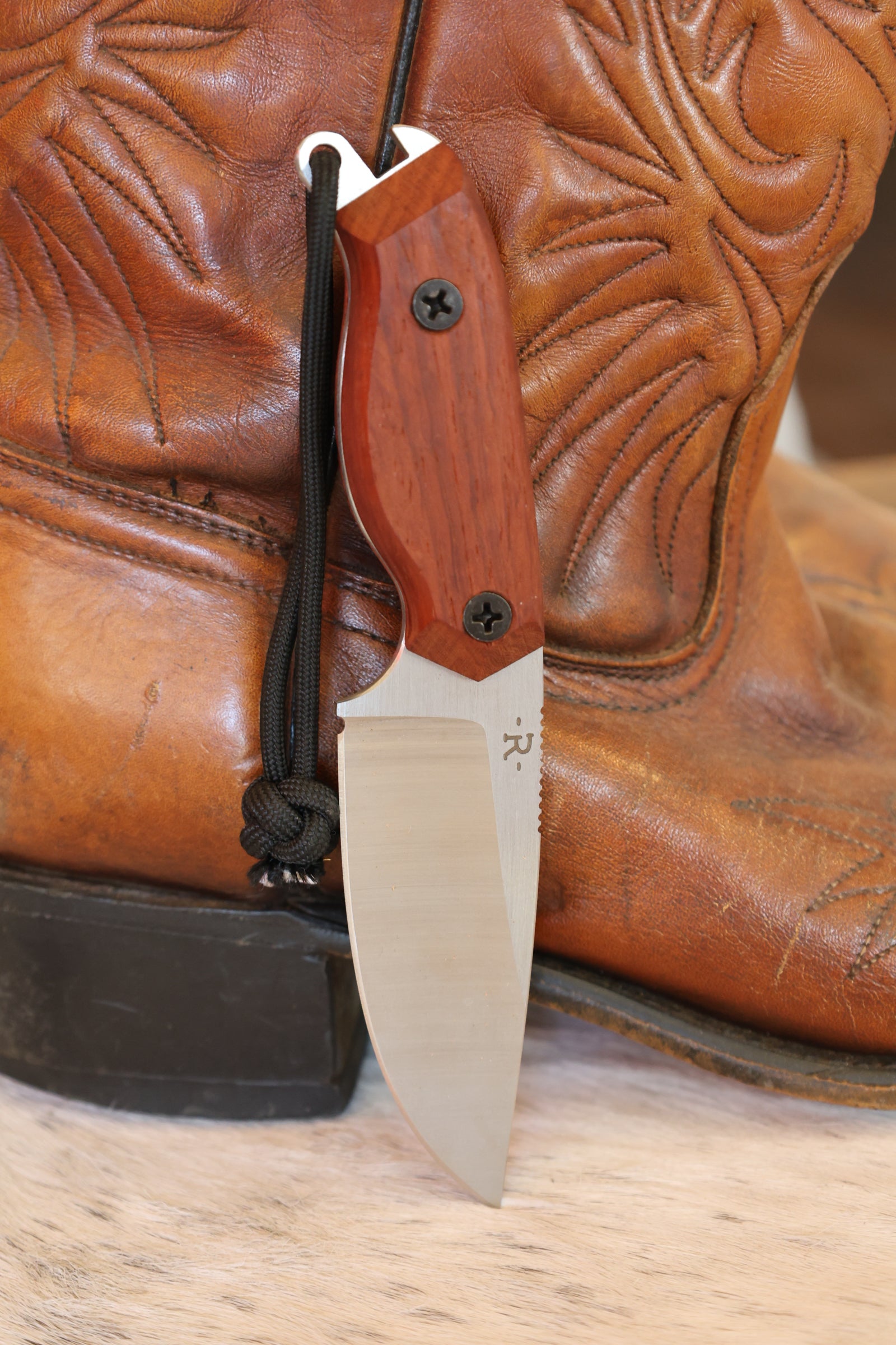 Satin Coyote Blade