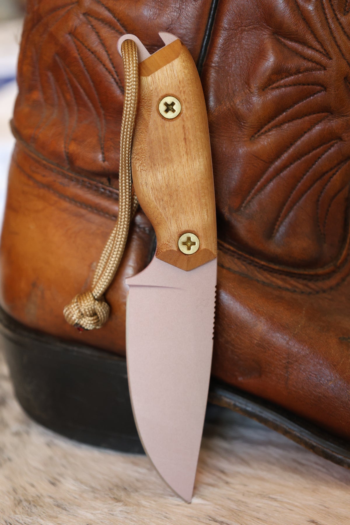Champagne Pink Coyote Blade with Brass Hardware