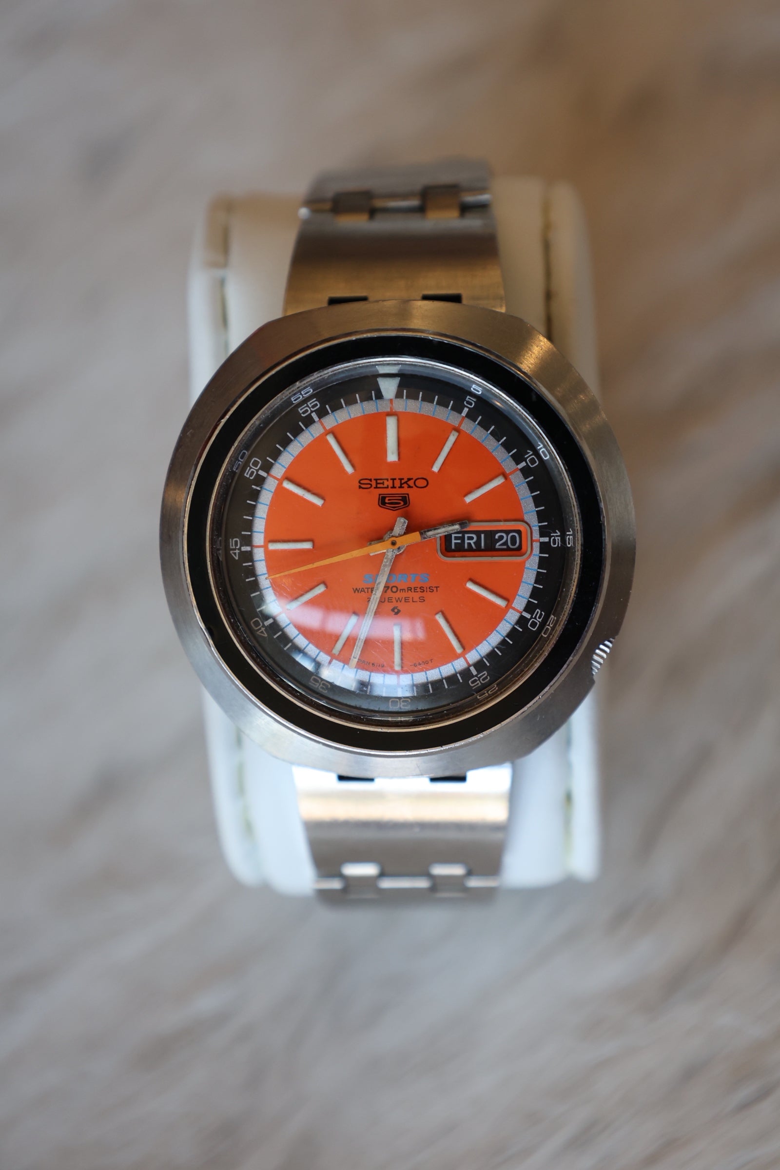 Seiko "Seiko 5 Sports" Late 60s Internal Movable Bezel 6119-6400