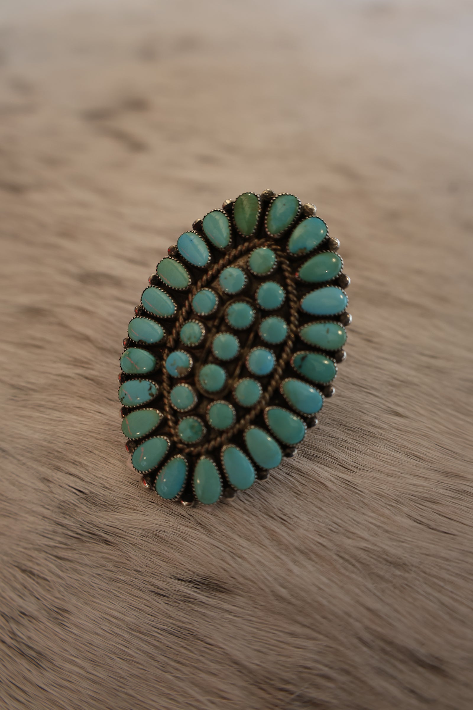 Large Zuni Turquoise Cluster Ring