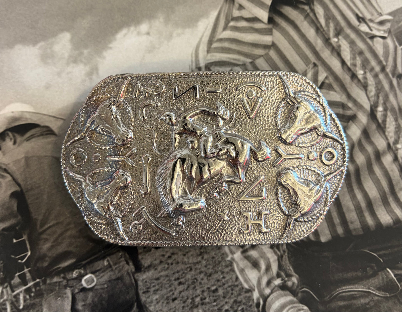 Wildwest Show Belt Buckle