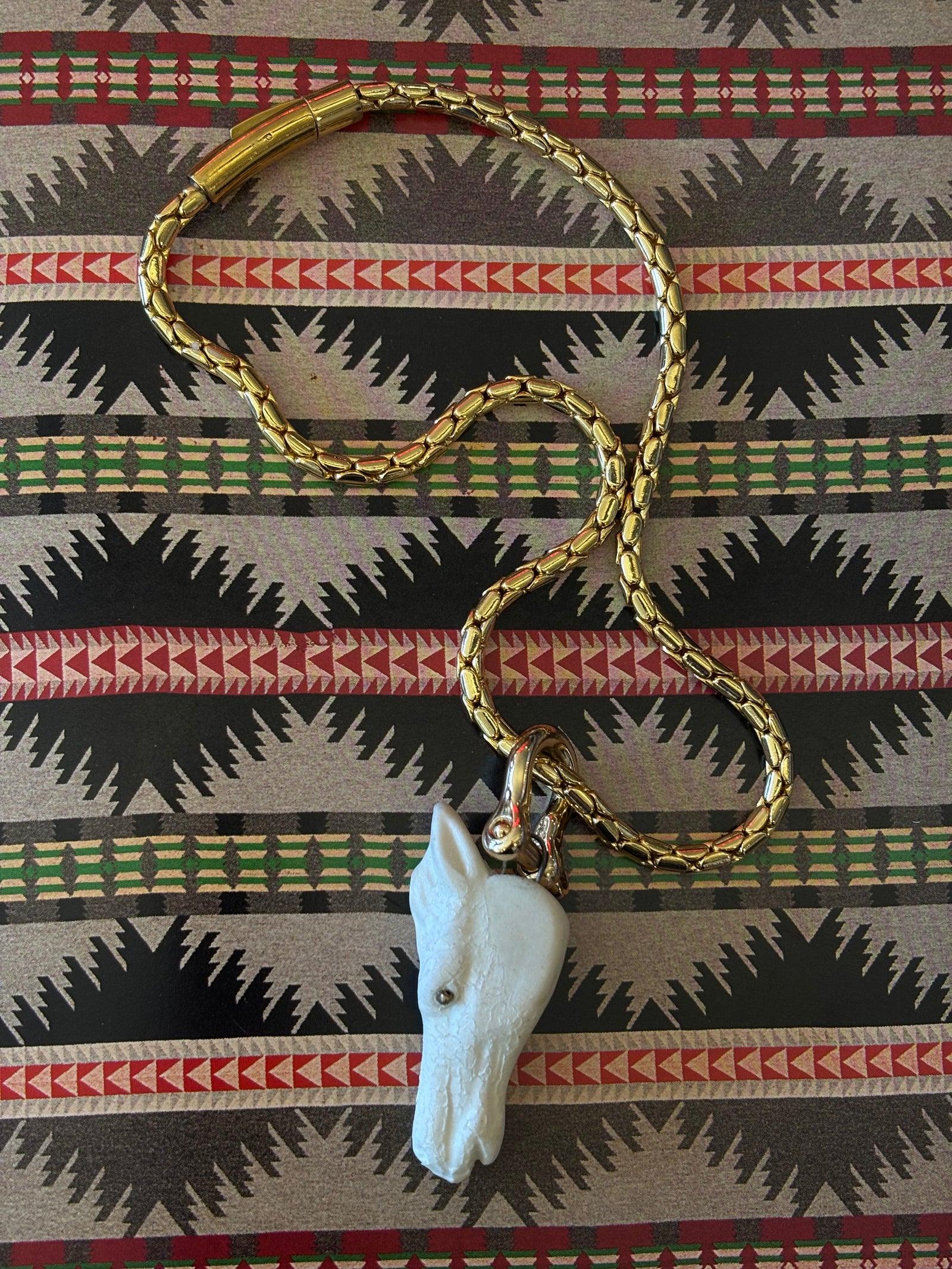 Clay Horse Chain Choker