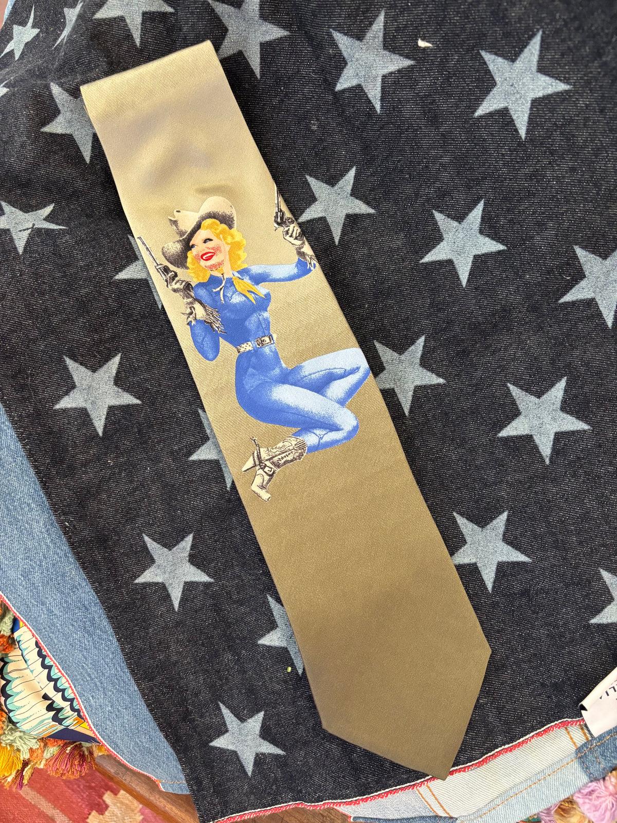 Vintage Tie