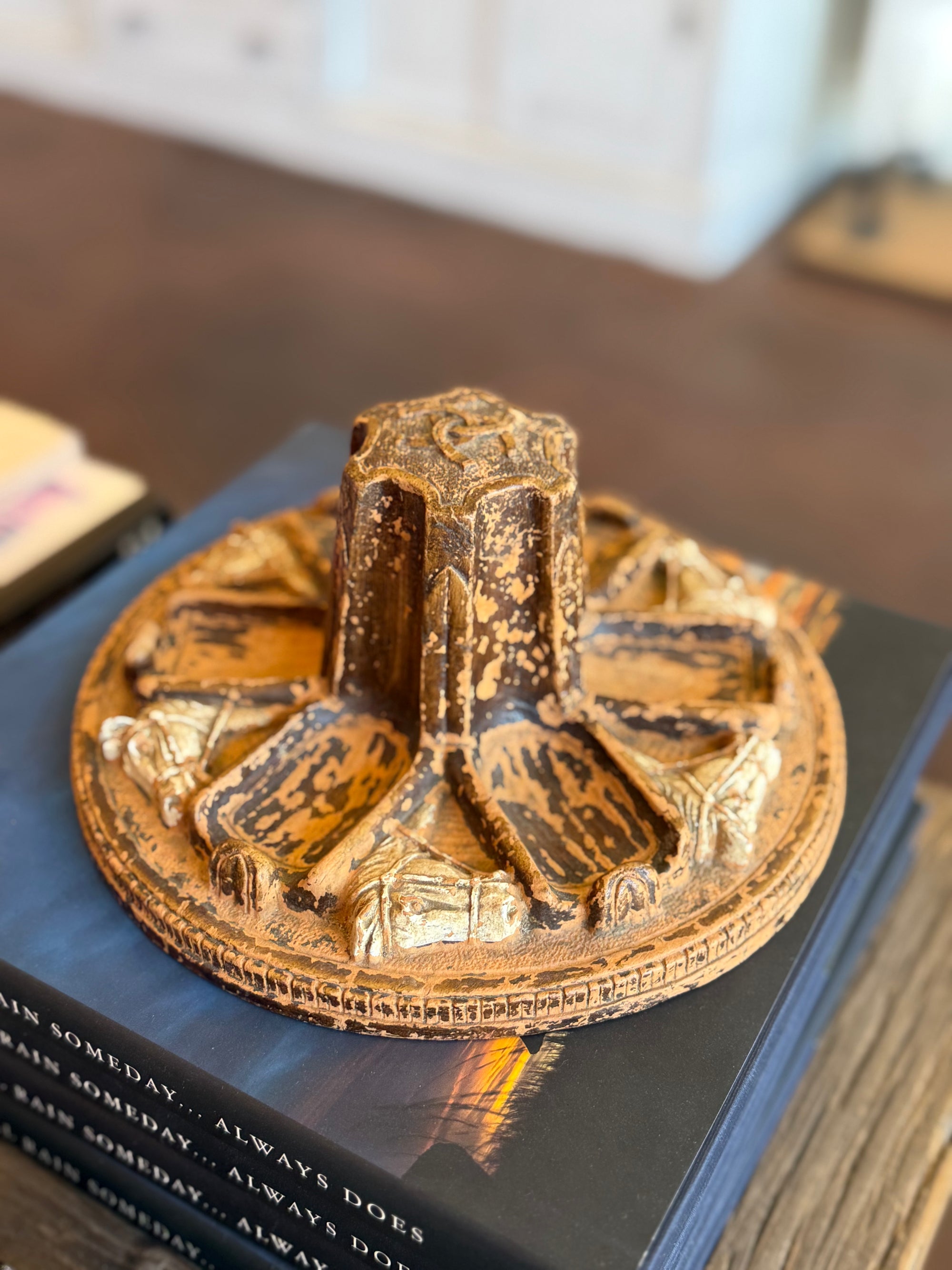 Vintage Cigar Stand