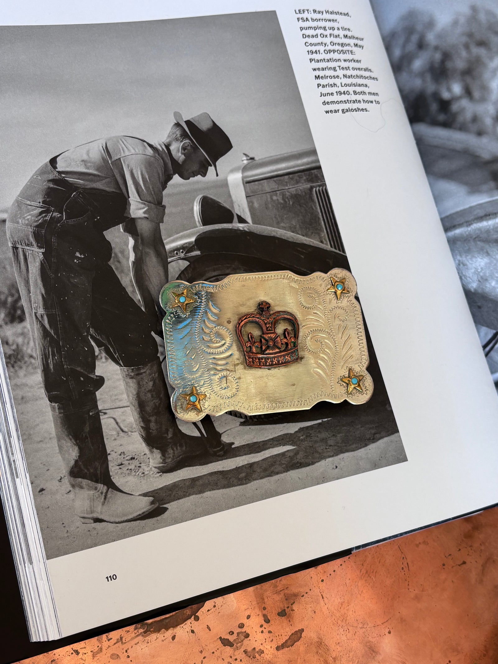 Crown Buckle