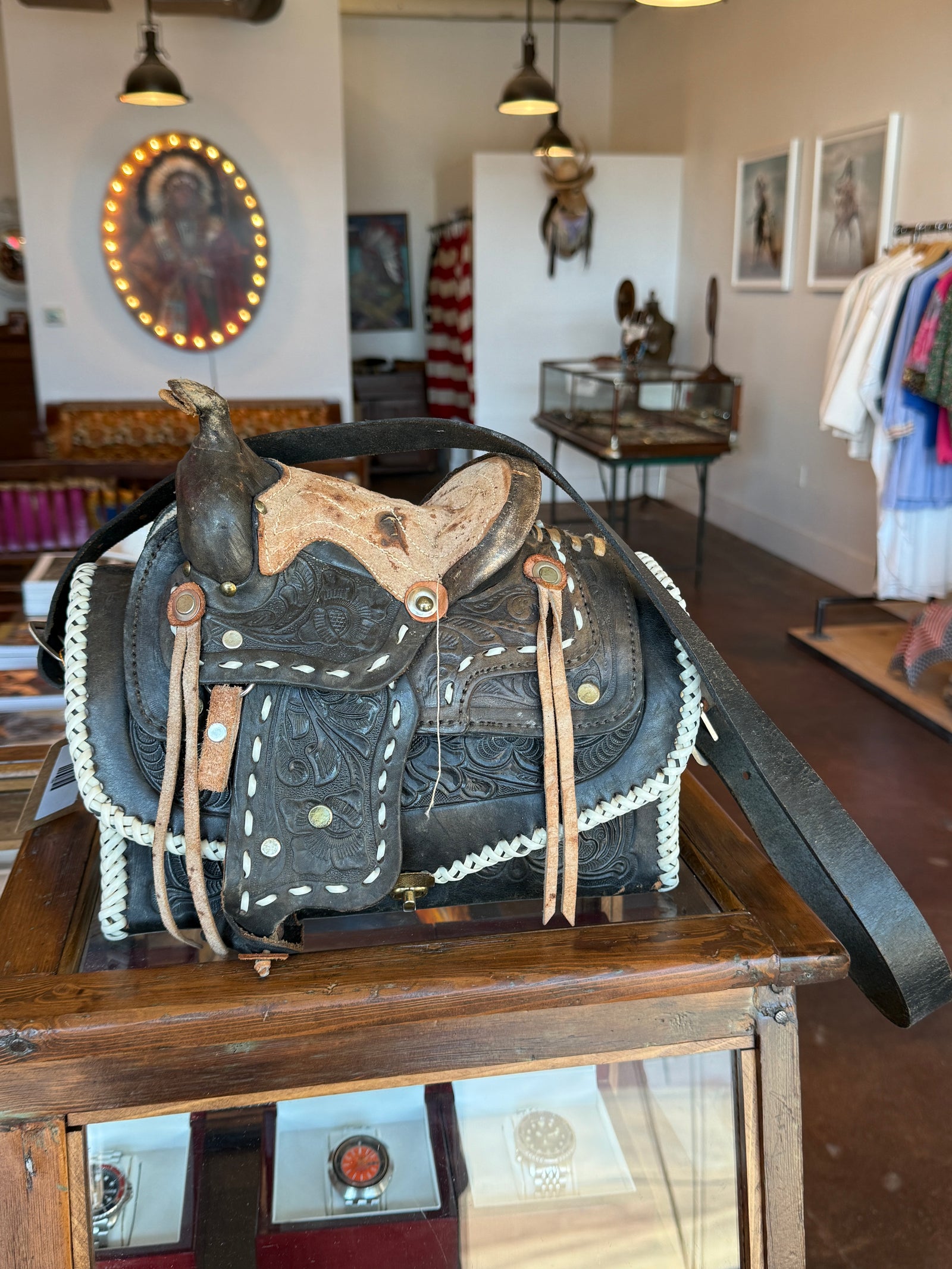 Saddle Purse