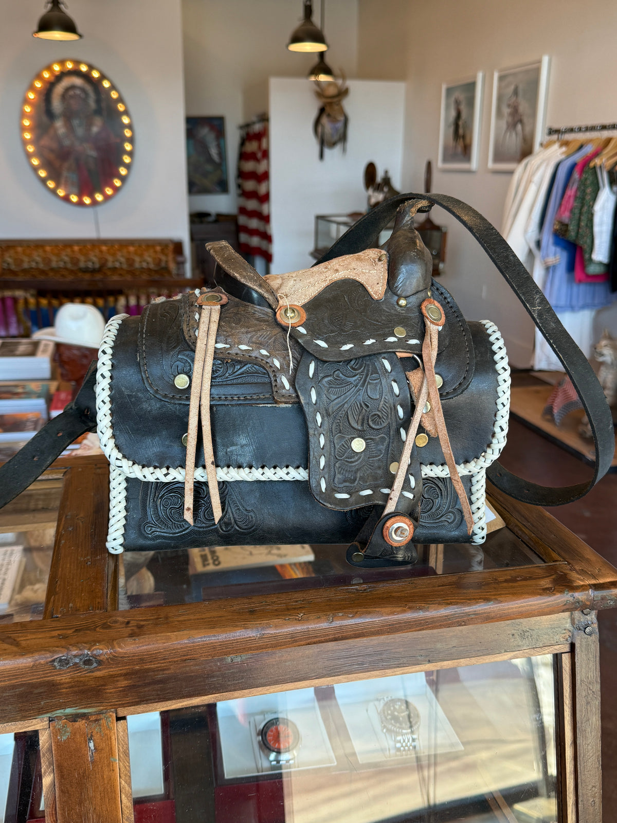 Saddle Purse