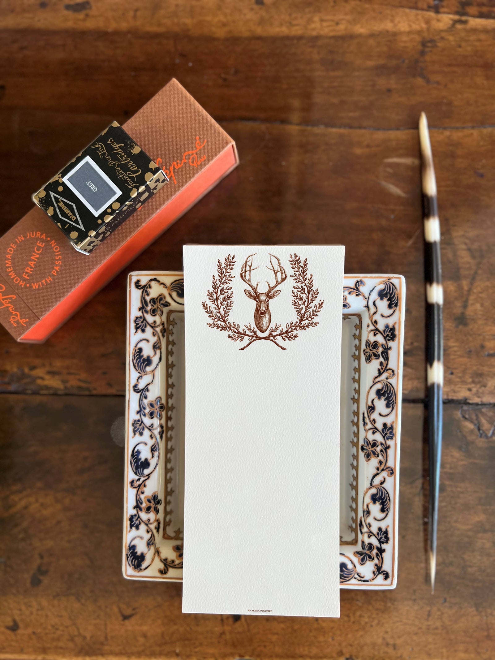 Doe Wreathe Long Pad